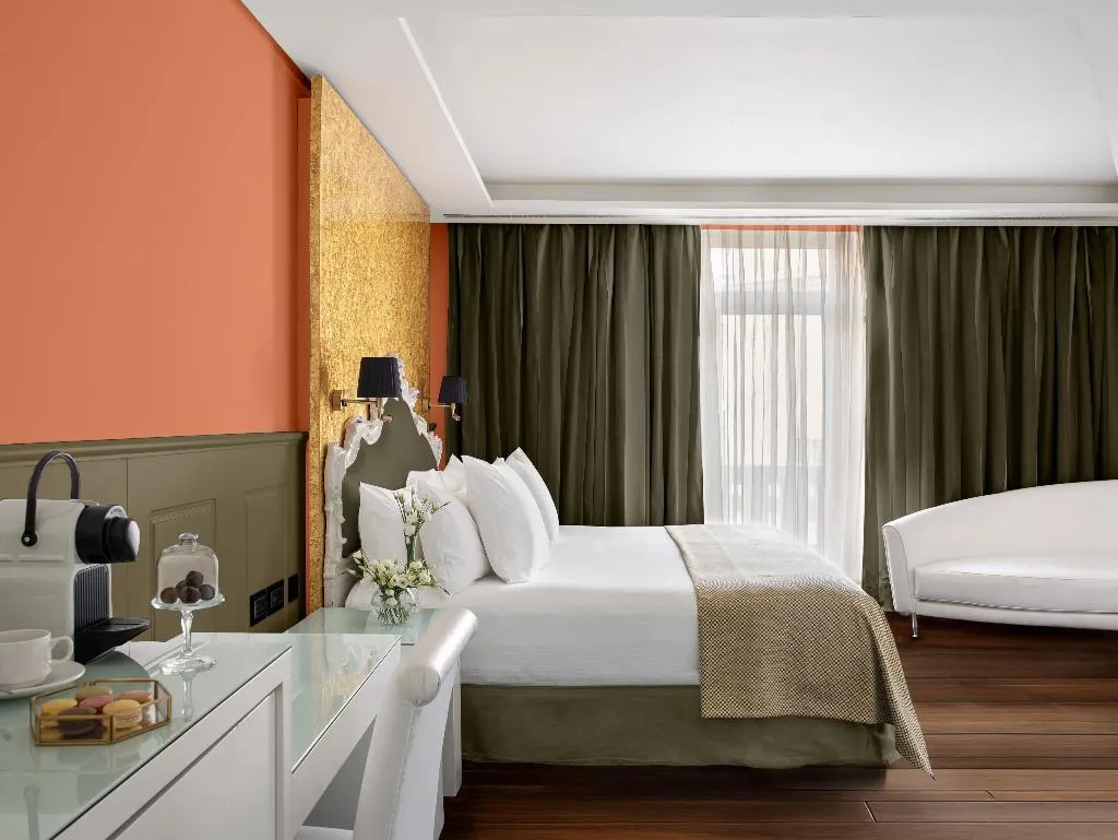 SUITE TWO BEDROOMS Room, Hotel Colón Gran Meliá, Seville
