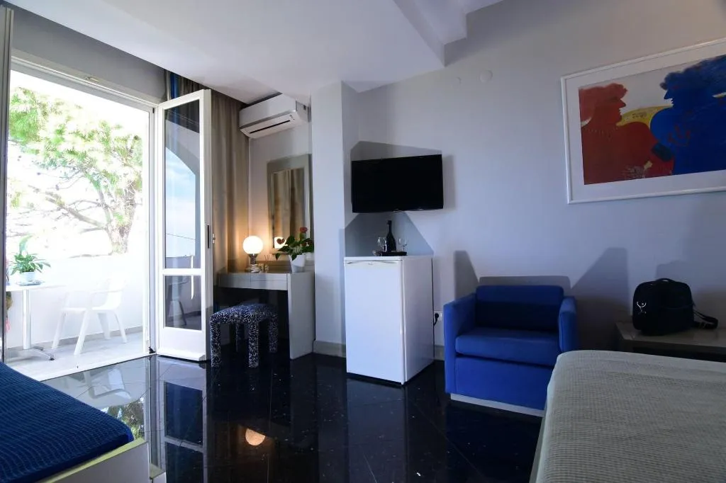 Room, Mantenia Hotel, Crete