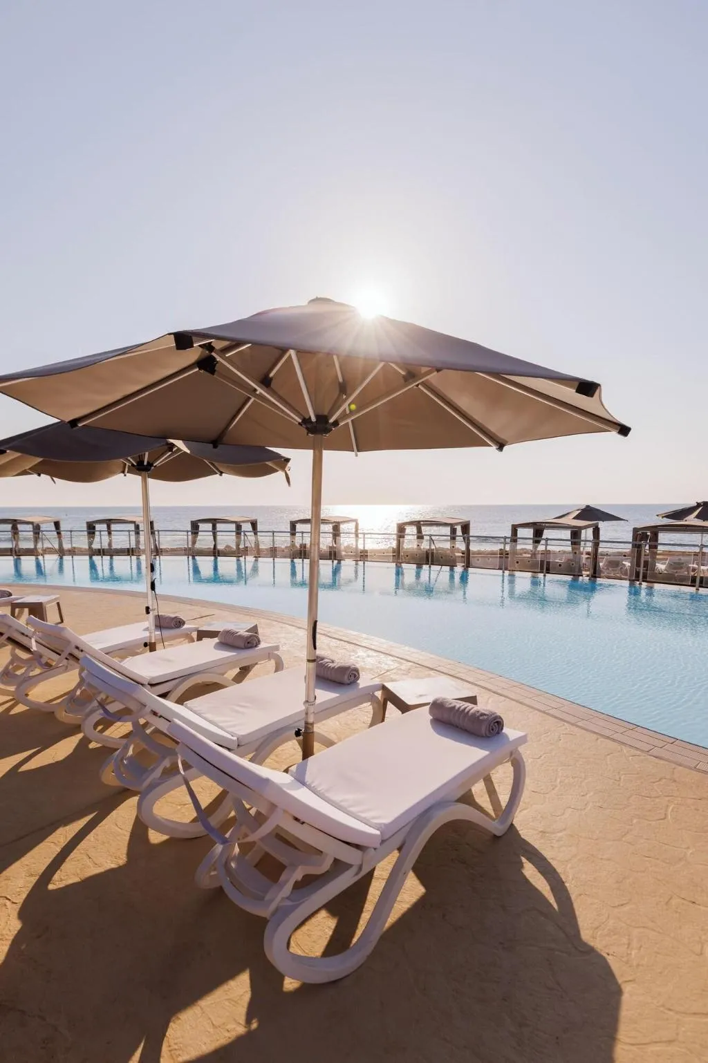 Pool, Hilton Malta, Malta