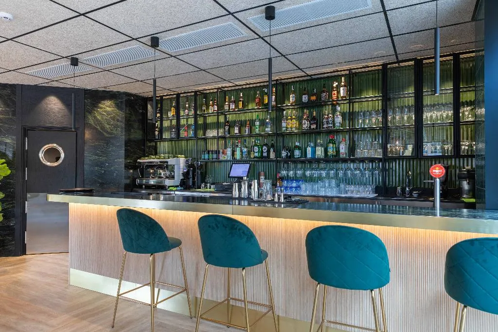 Bar, JS Palma Plaza, Majorca