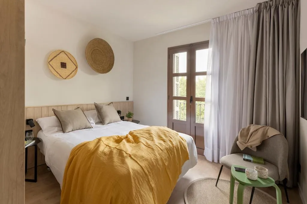 STUDIO WITH BALCONY Room, Libere Barcelona Sant Antoni, Barcelona