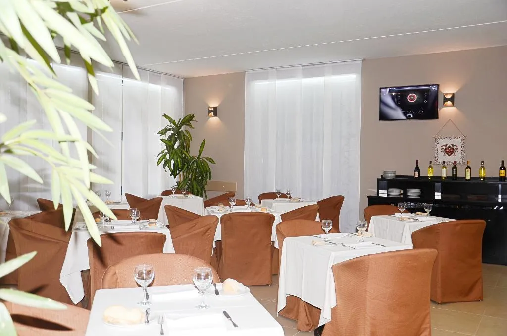Restaurant, Green Hotel Motel, Milan