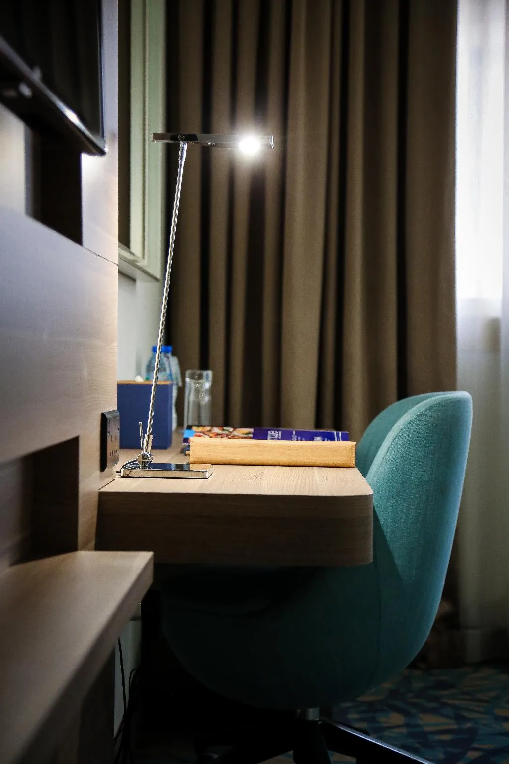 SINGLE DELUXE Room, MENA Plaza Hotel Albarsha, Dubai