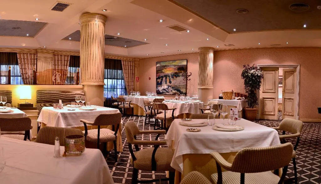 Restaurant, Beatriz Toledo Auditorium & Spa, Madrid