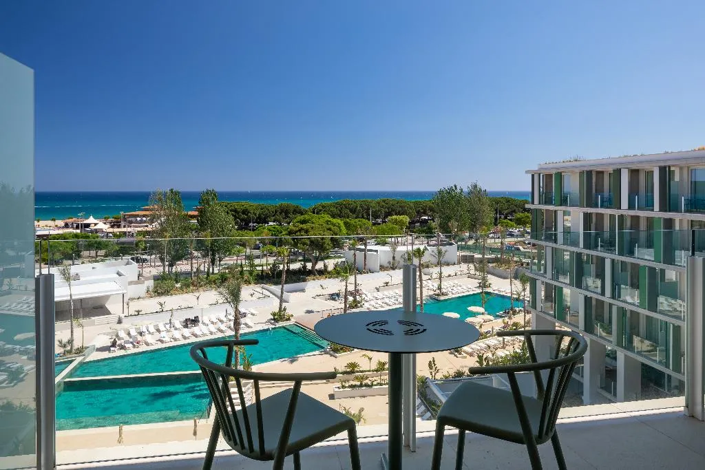 DOUBLE SINGLE USE PREMIUM Room, Atzavara Hotel Spa, Costa Brava