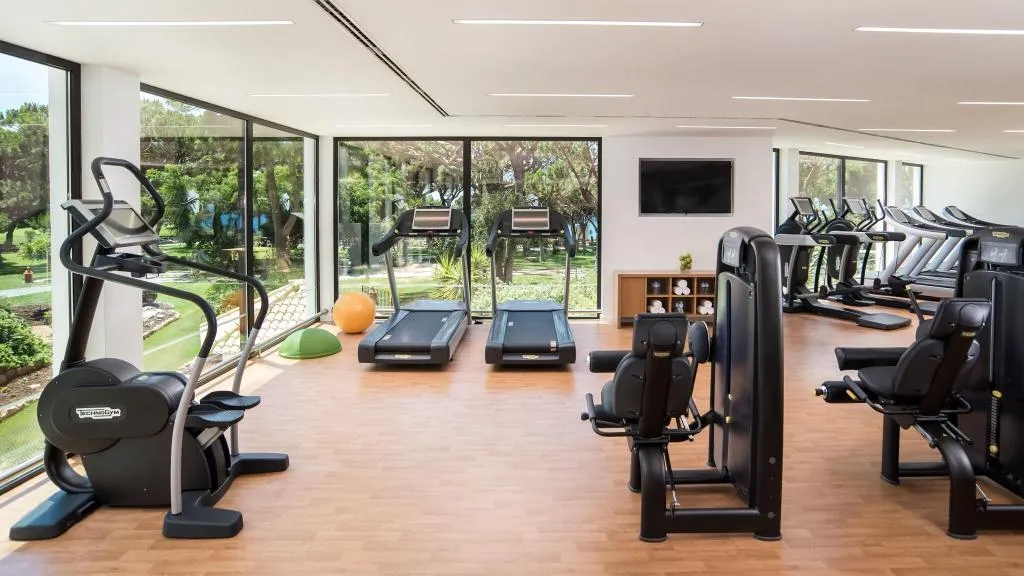 Sports and Entertainment, Pine Cliffs Gardens, Algarve