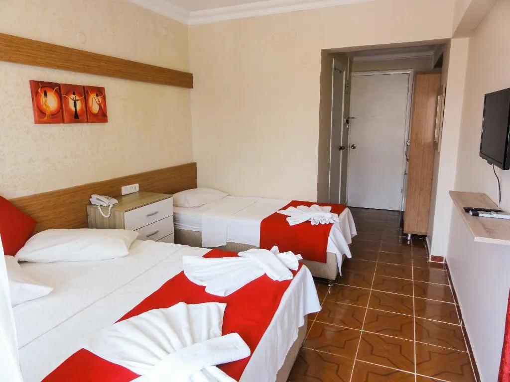 TRIPLE STANDARD Room, Altinersan Otel, Bodrum