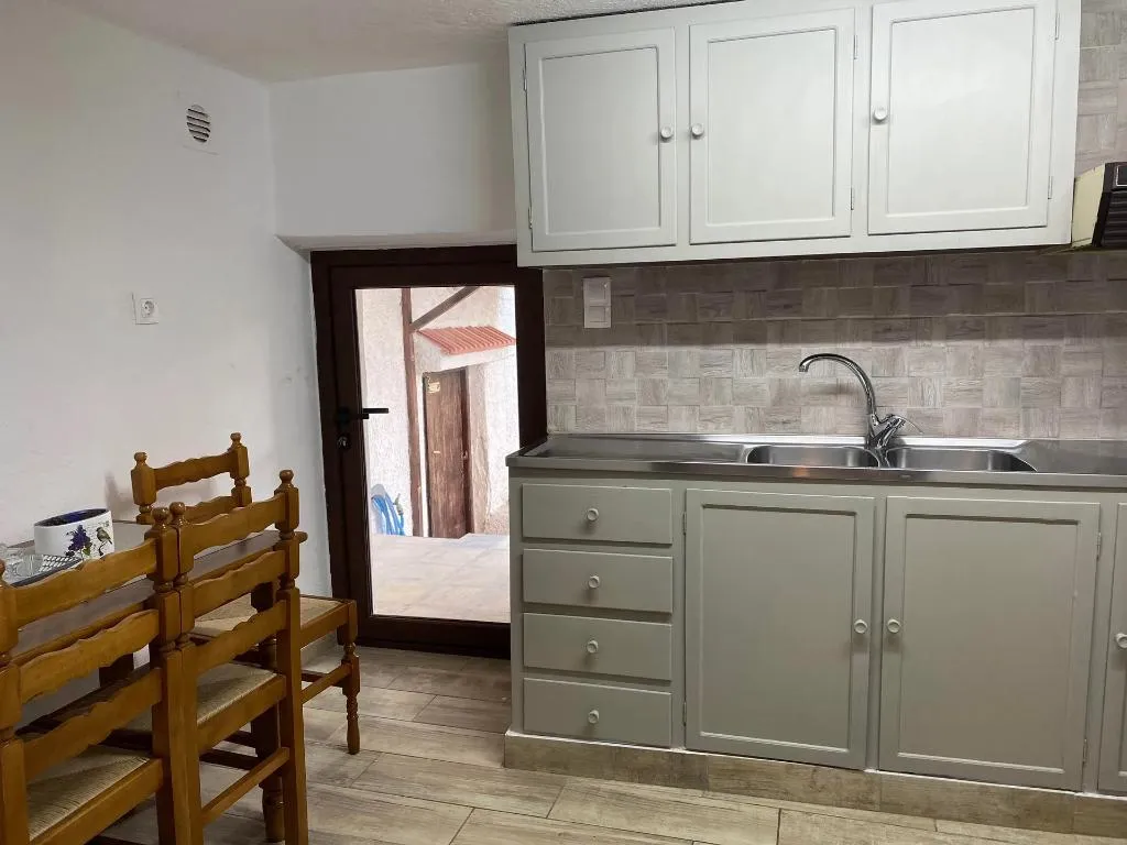 APARTMENT TWO BEDROOMS ONE BATHROOM Room, Kasteli Studios & Apartments, Crete