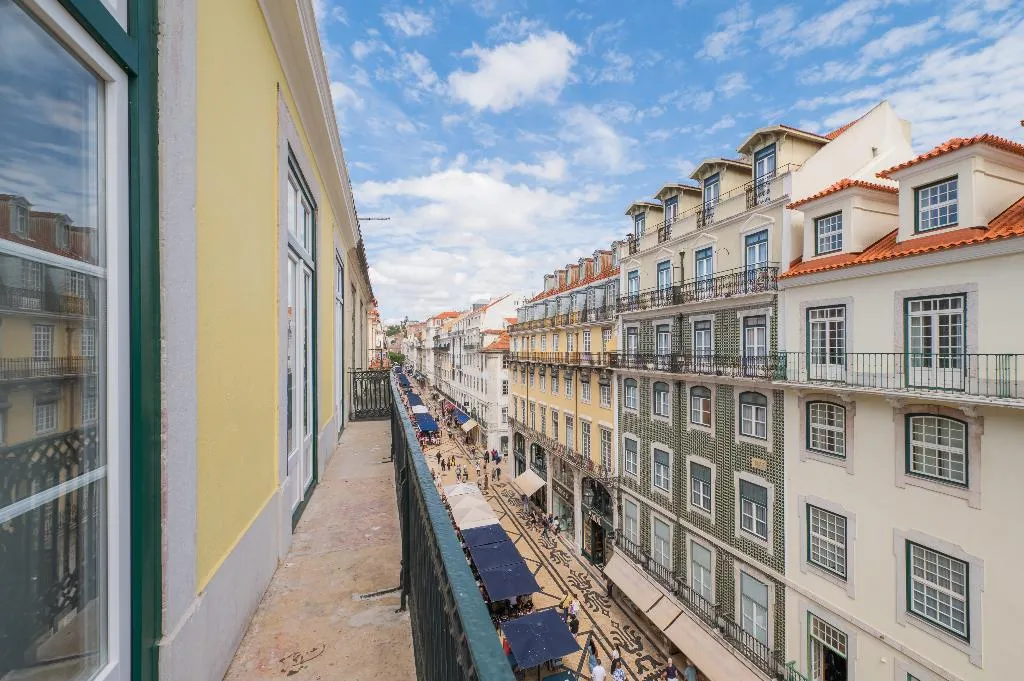 General view, Via Augusta 129, Lisbon