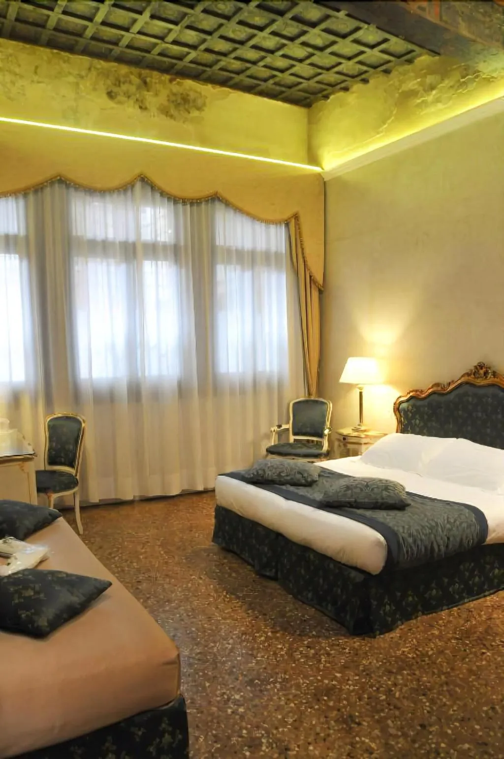 Room, Ca Amadi, Venice
