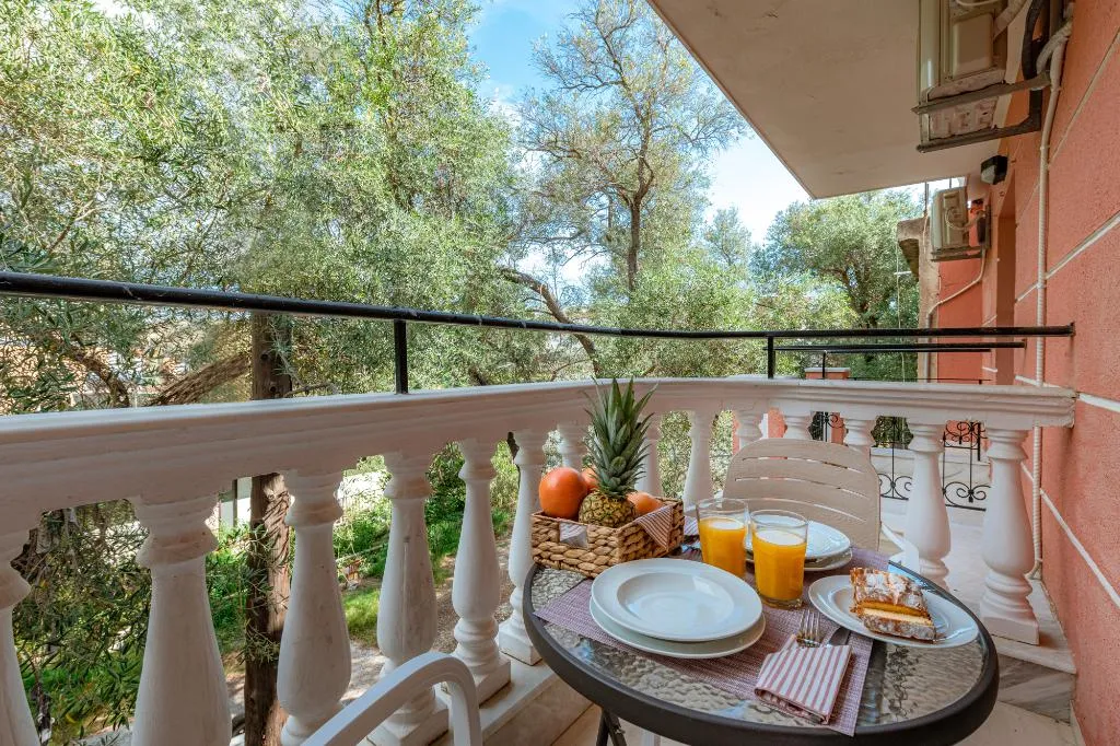 Double or Twin SUPERIOR KING BED Room, Korina Apart Hotel, Corfu
