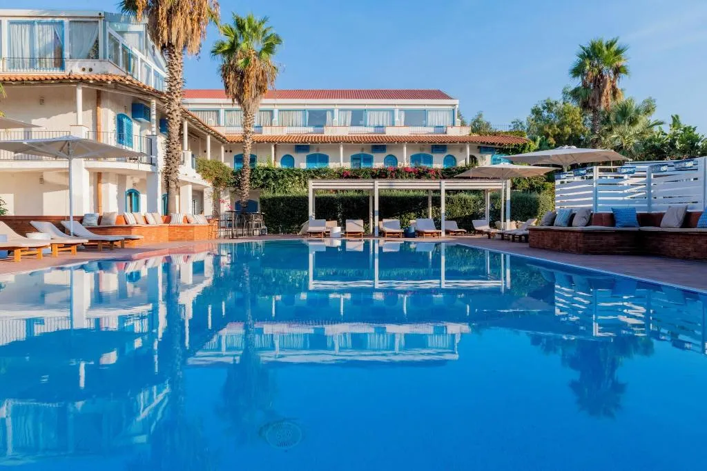 Pool, Le Dune, Catania