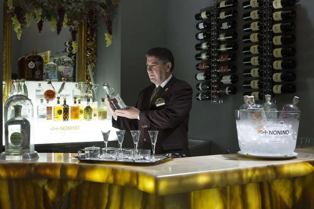 Bar, Golden Tulip Rome Piram, Rome