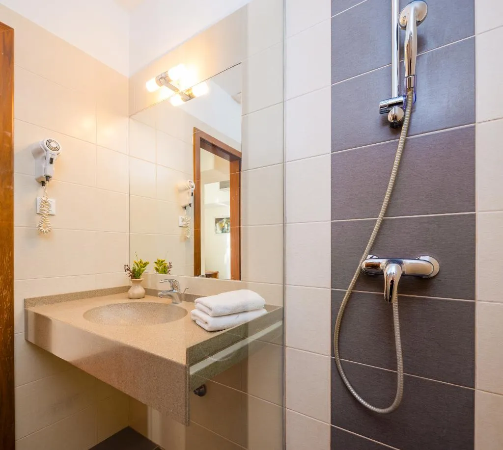 SUITE DELUXE PREMIUM Room, Aminess Vival Velaris Resort, Split