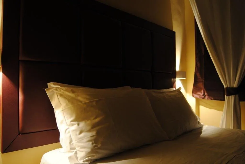 Room, B&B EuroHome, Florence