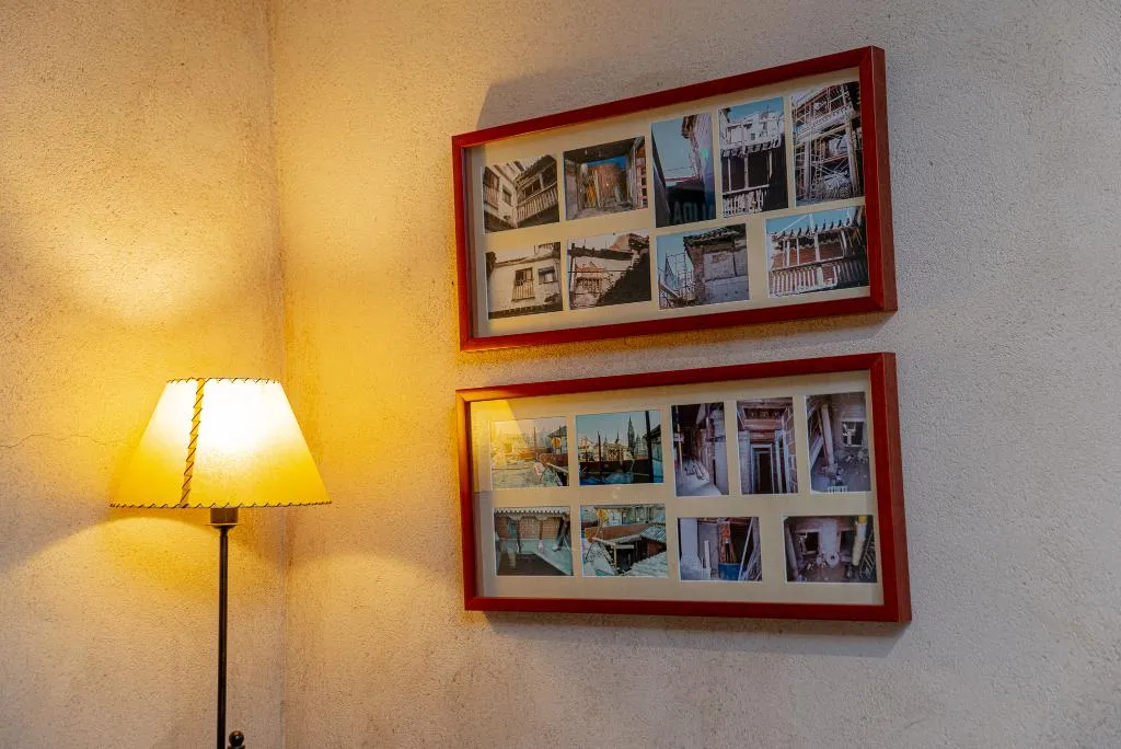 Lobby, Santa Isabel, Madrid
