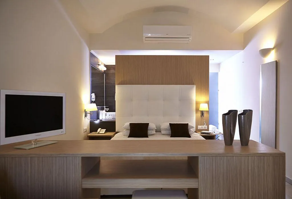 Double or Twin SUPERIOR GARDEN VIEW Room, Smy Orizontes and Villas, Santorini