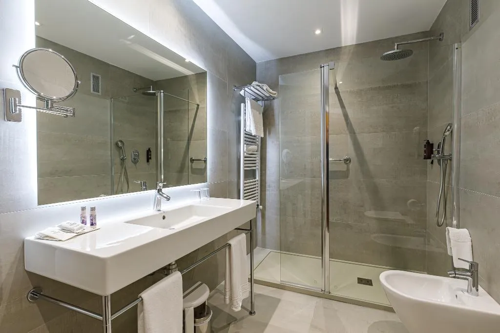 Room WITHOUT BALCONY Room, Madeira Centro, Costa Blanca