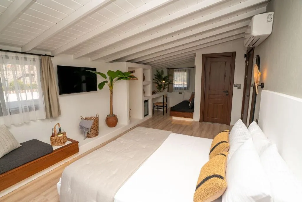 Room, Ajlan oia, Izmir