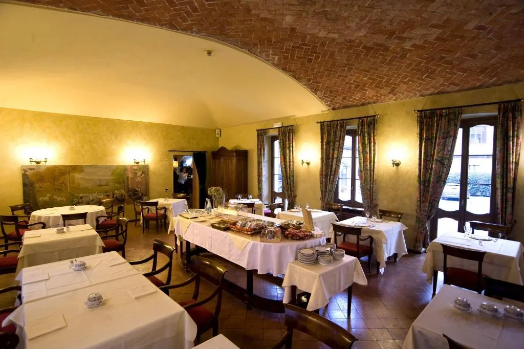 Restaurant, Le Due Corti, Milan