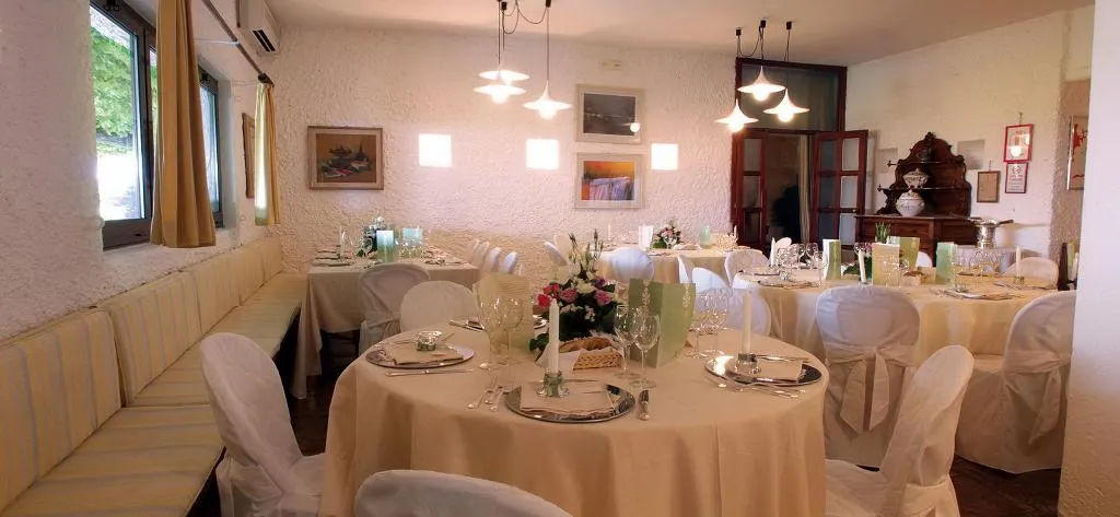 Restaurant, Hotel Della Baia, Naples