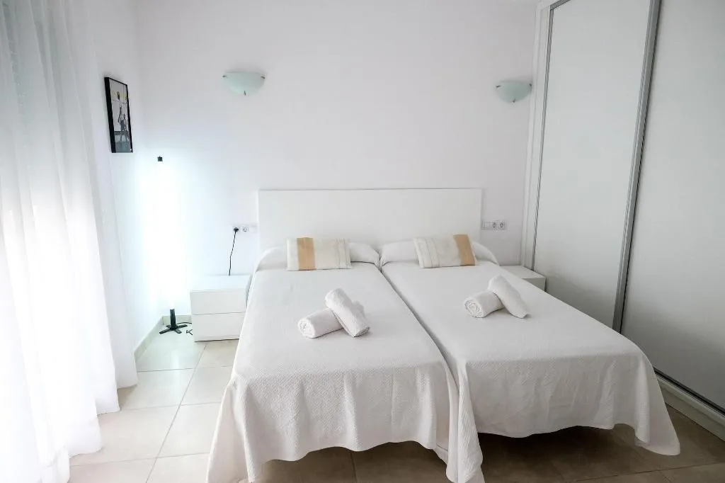 Room, S'Alamera Suites Hotel & Apartments, Ibiza