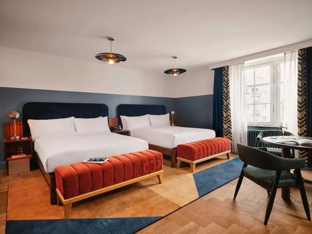 FAMILY ROOM SUPERIOR Room, The Hoxton Lloyd Amsterdam, Amsterdam