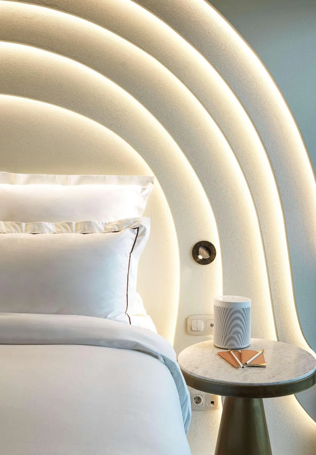TWIN CLASSIC Room, Isla Brown Corinthia Resort & Spa, Curio Collect, Athens