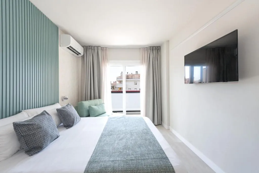DOUBLE SINGLE USE POOL VIEW Room, Eurosalou & Spa, Costa Dorada