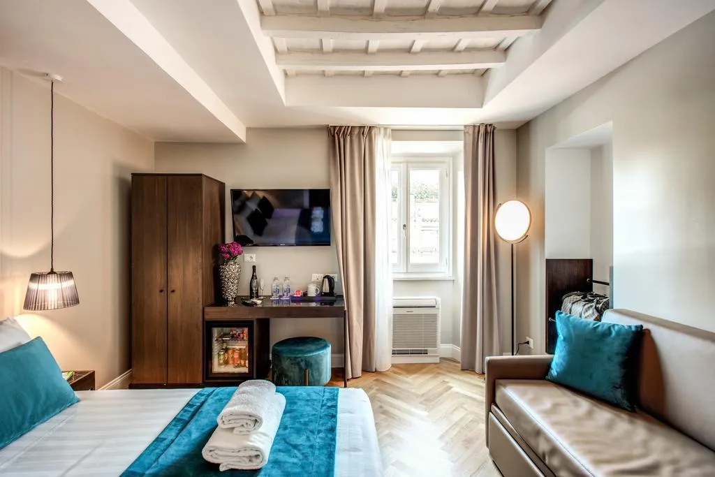 QUADRUPLE SUPERIOR Room, Hotel 55 Fiftyfive, Rome