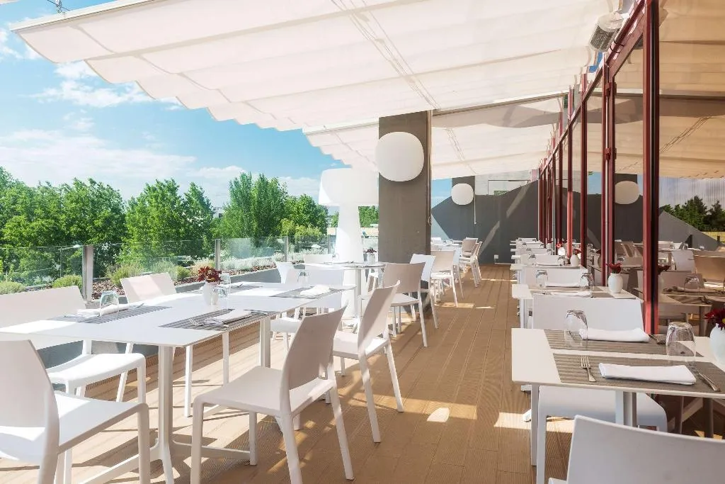 Restaurant, Aeminium Coimbra, Affiliated by Meliá, Porto