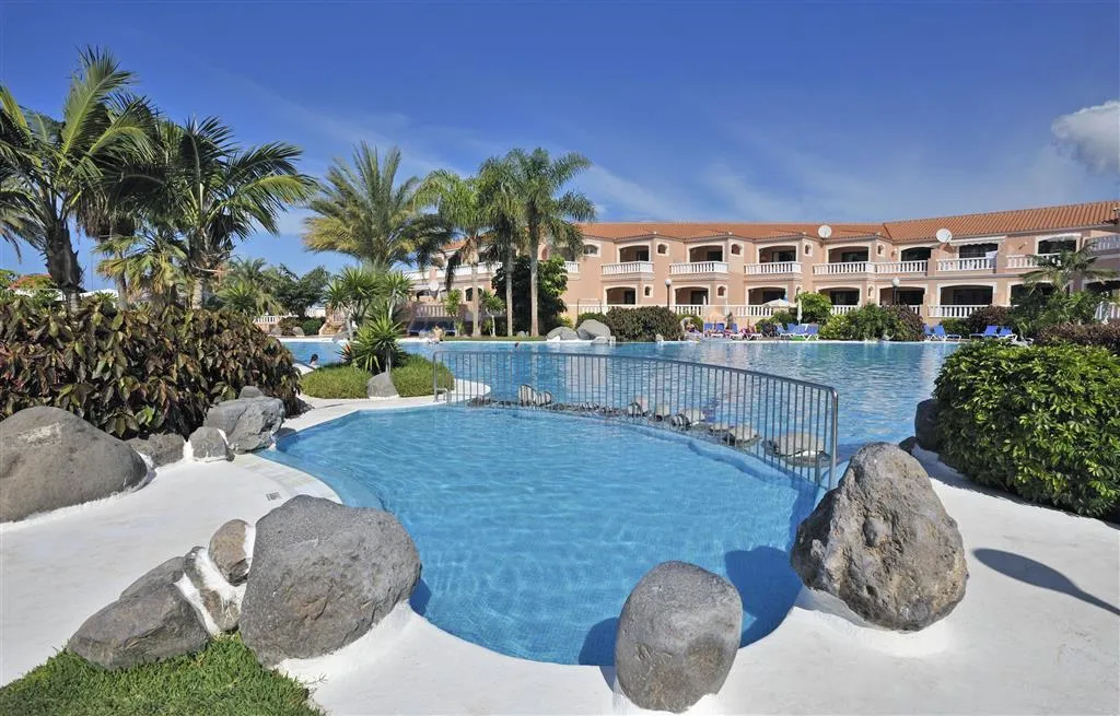 Pool, Sol Sun Beach Apartamentos, Tenerife