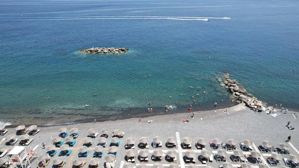 Room, Nostos Beach, Santorini