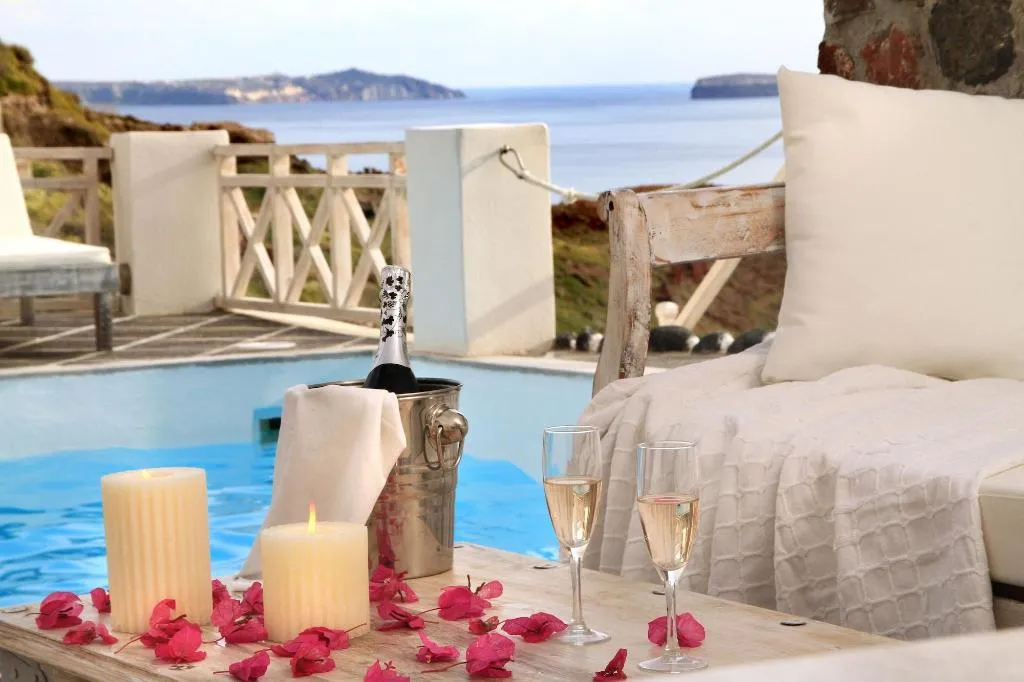 Sports and Entertainment, Oia Mare Villas, Santorini