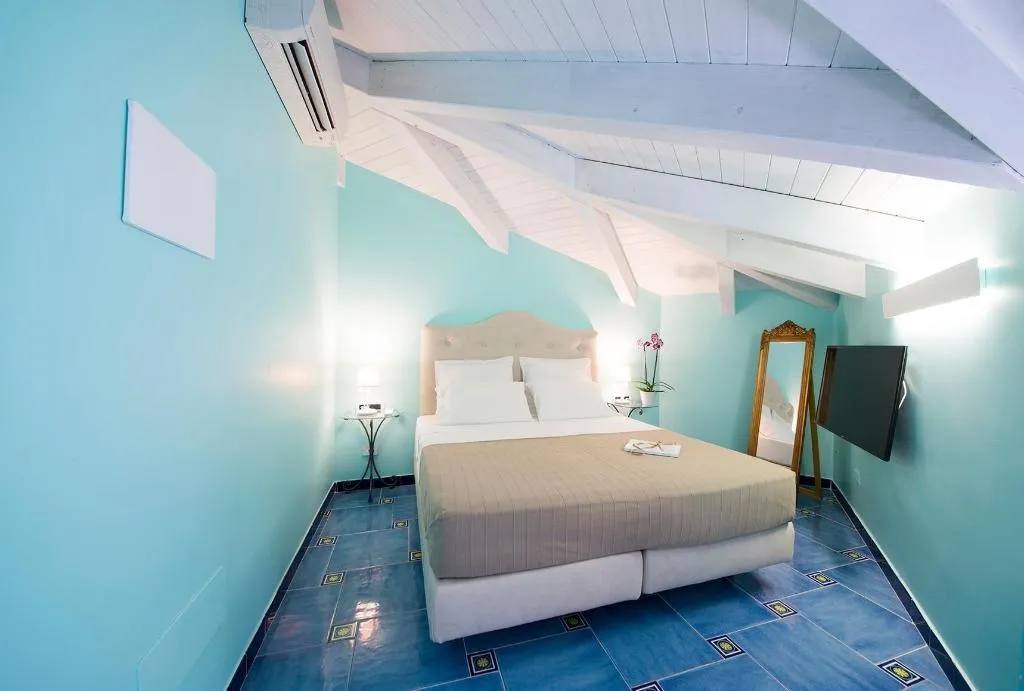 Room, B B Villa Fabiana, Naples
