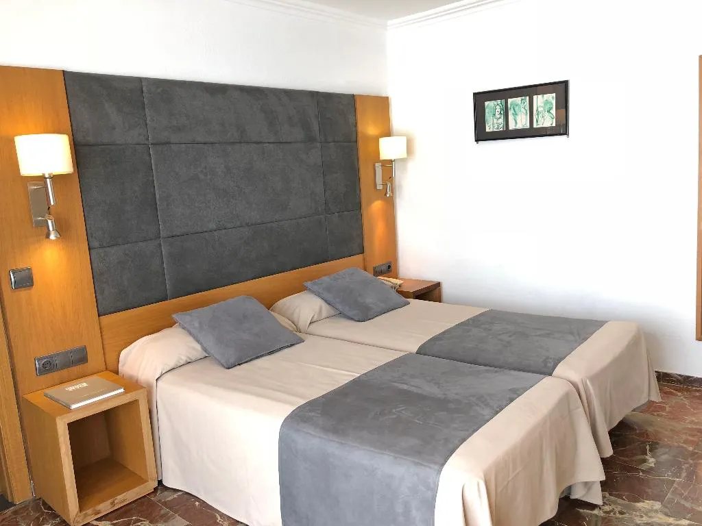 Double or Twin STANDARD Room, Mirador, Majorca