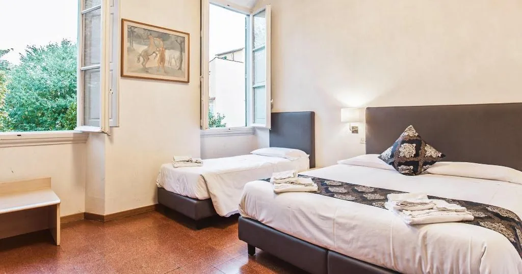 Room, Hotel St. James, Florence