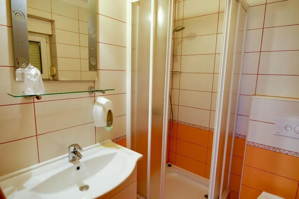 Room, Pansion Dalmacija, Split