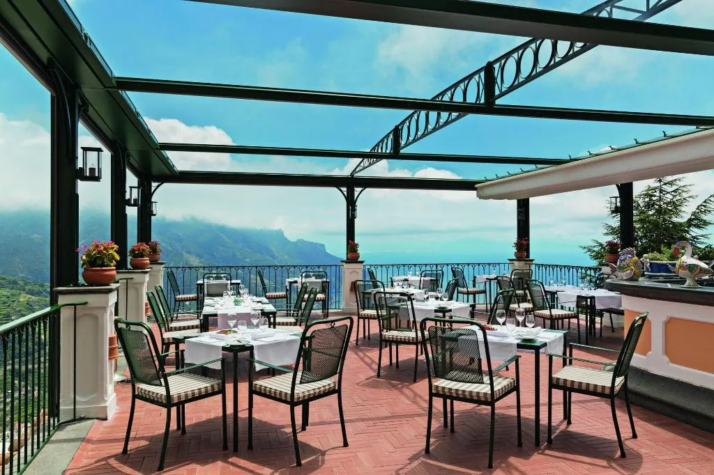 Restaurant, Palazzo Avino, Naples