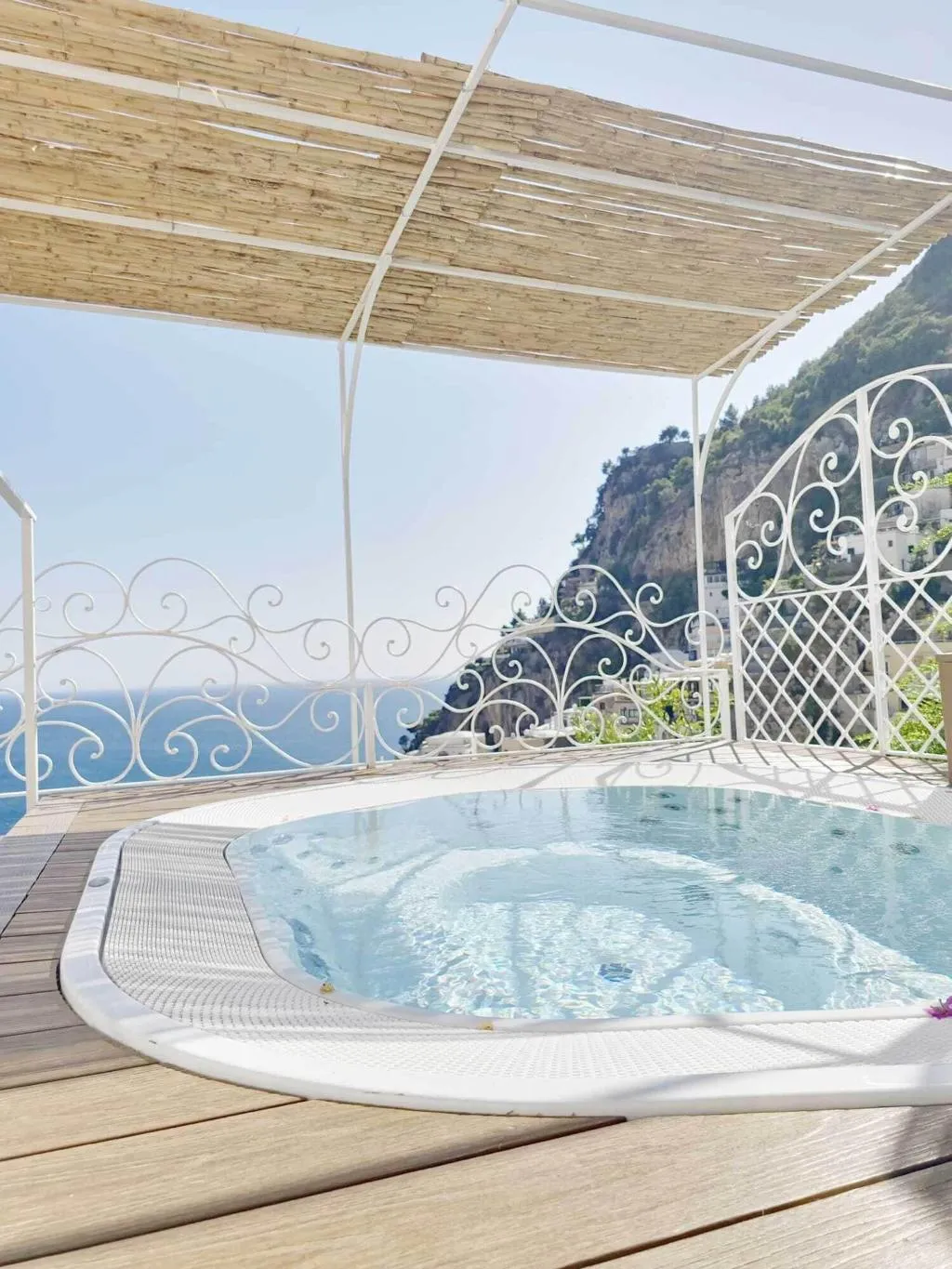 Room, La Bizantina, Naples