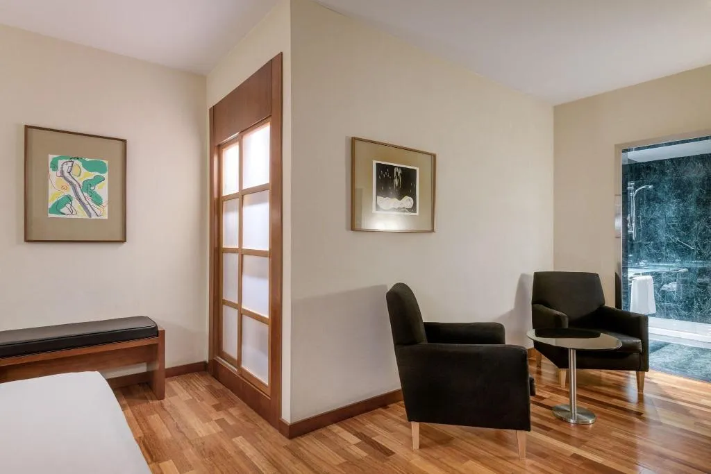 JUNIOR SUITE KING SIZE BED Room, AC Madrid Alcalá de Henares, Madrid