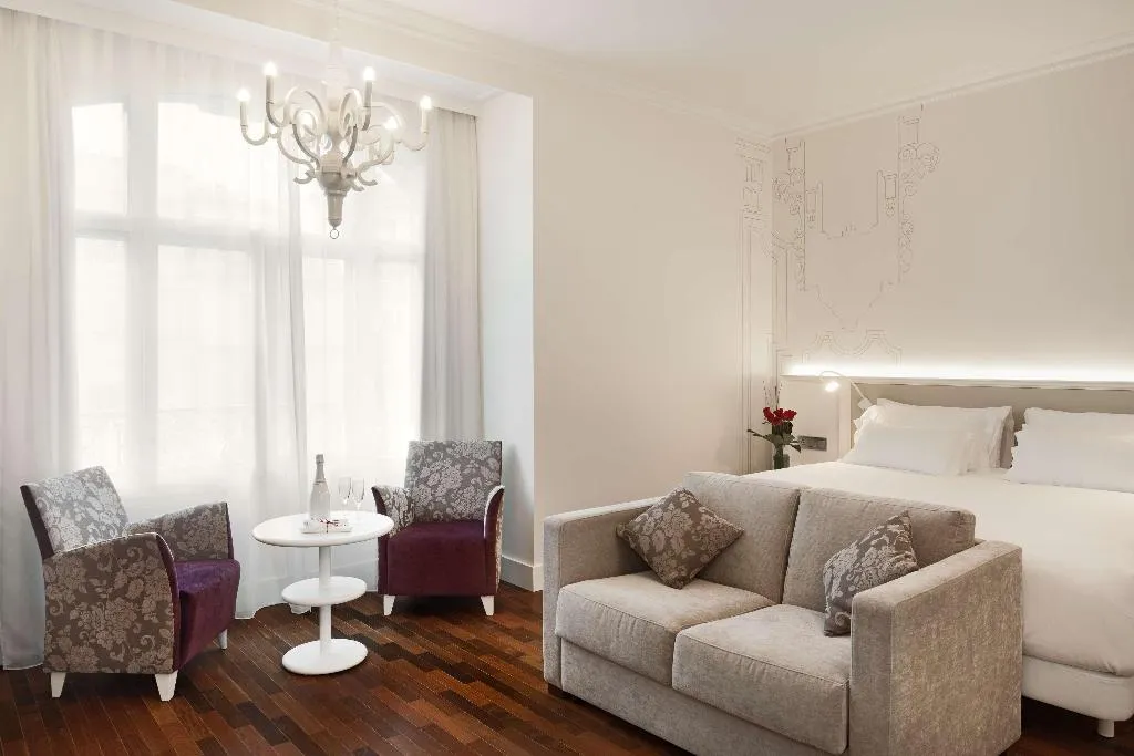 Room, NH Collection Madrid Abascal, Madrid