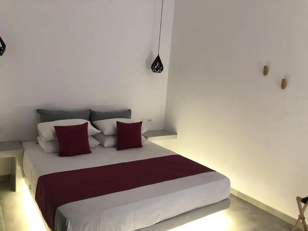 Room, Dragonfly Villas, Santorini