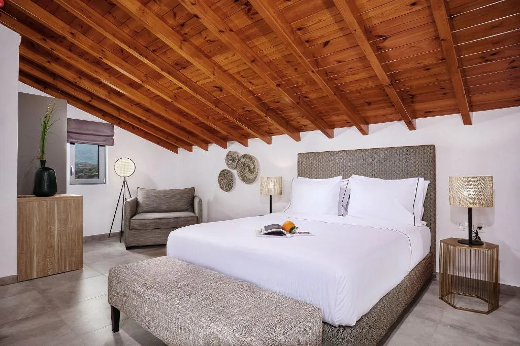 Room, Quattro Suites, Kalamata