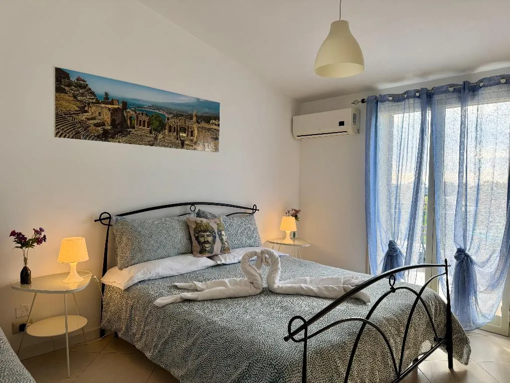 DOUBLE WITH BALCONY Room, B&B New Naxos Village, Catania