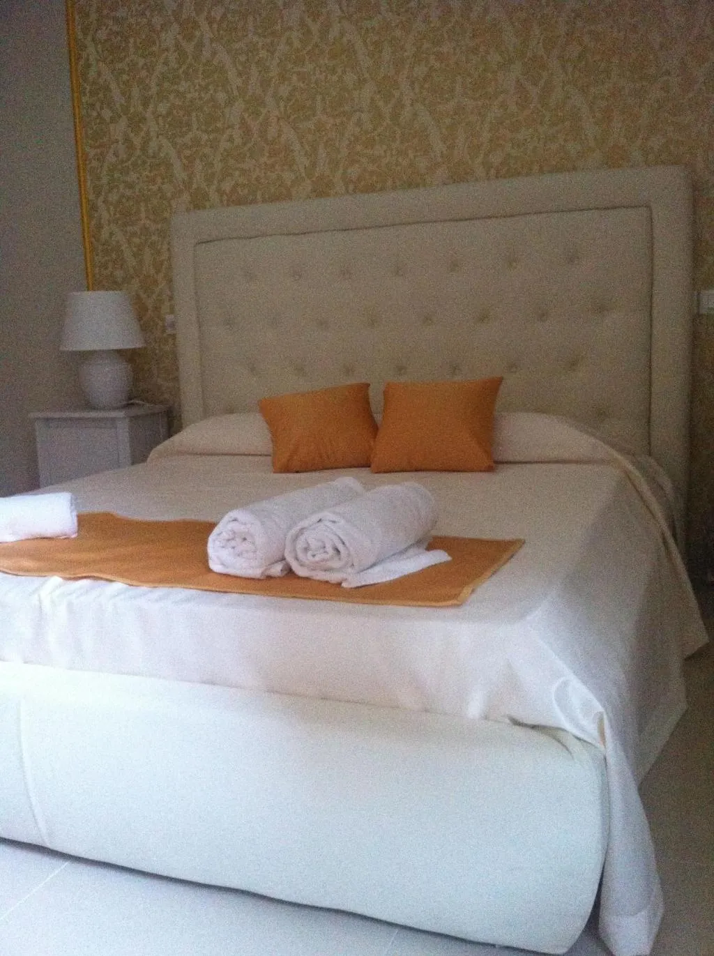 Room, Magister, Rome