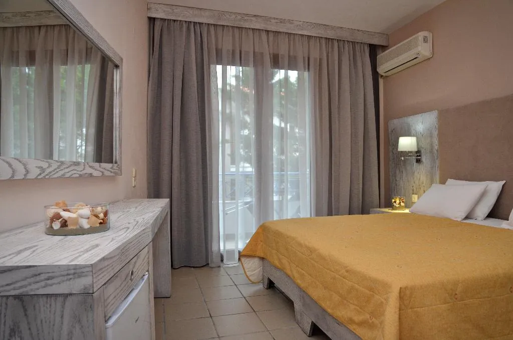 Double or Twin STANDARD Room, Aria Hotel, Skiathos
