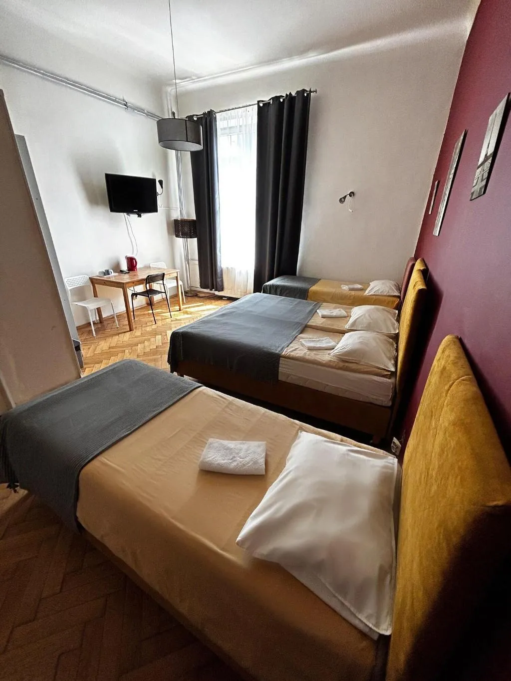Room, AMEN Aparthotel Curie 8, Krakow