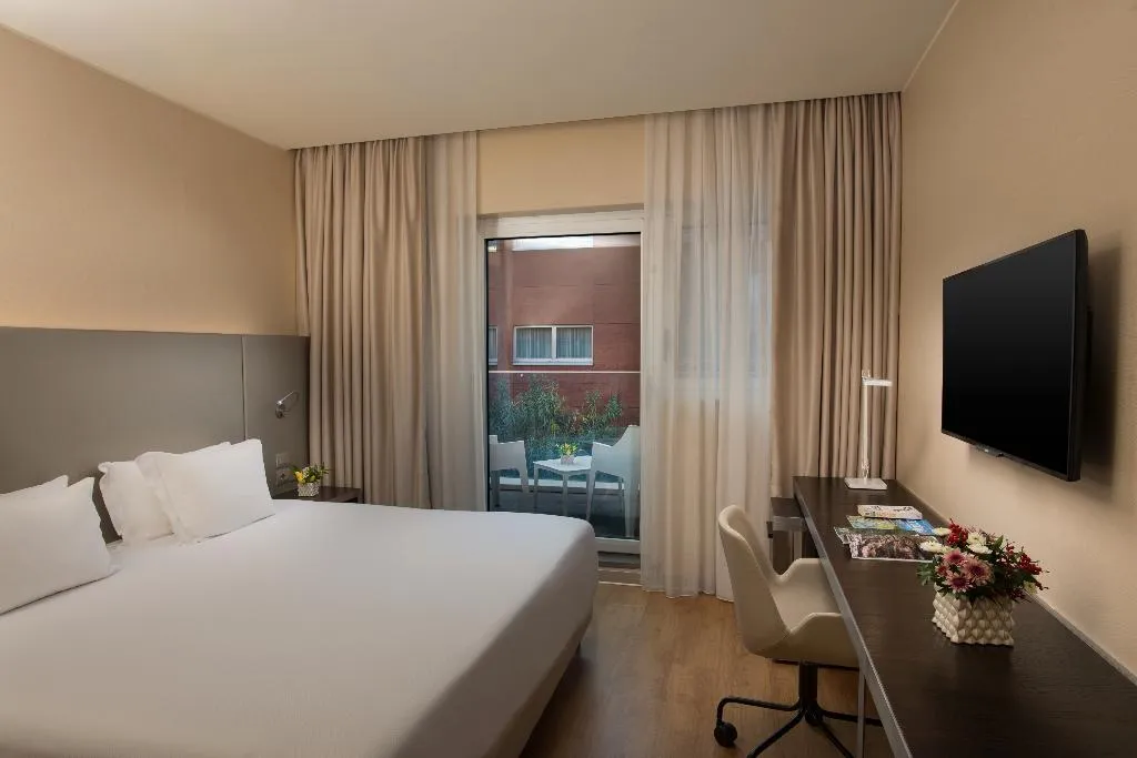 DOUBLE SUPERIOR Room, NH Orio al Serio Airport, Milan