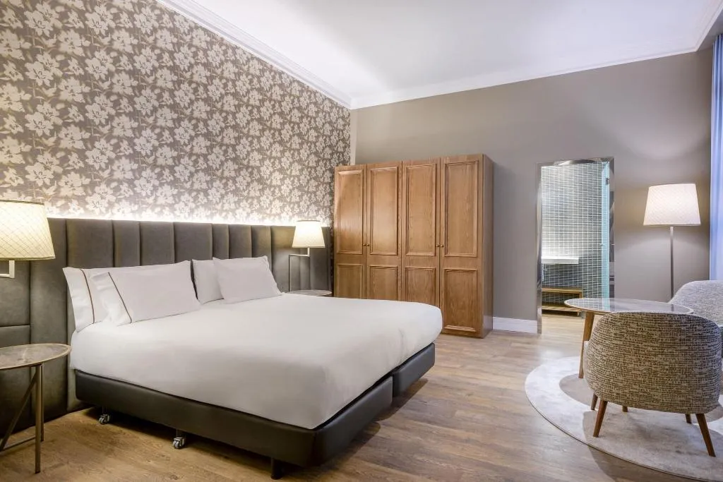 Room, AC Hotel Palacio del Retiro Autograph Collection, Madrid